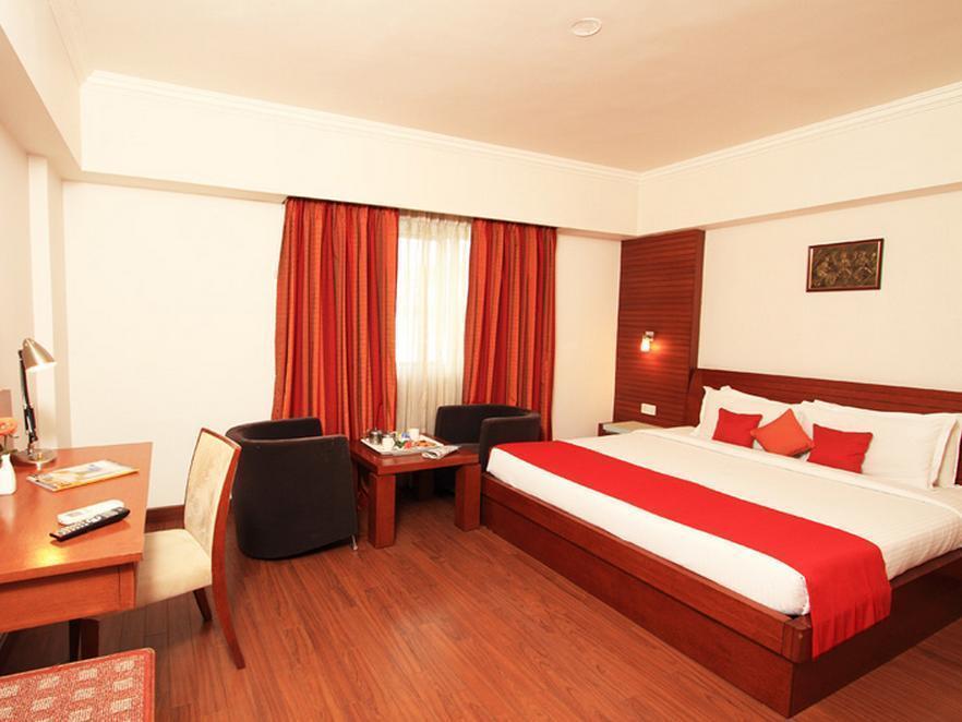 Parijatha Gateway Hotel Bangalore Exterior foto