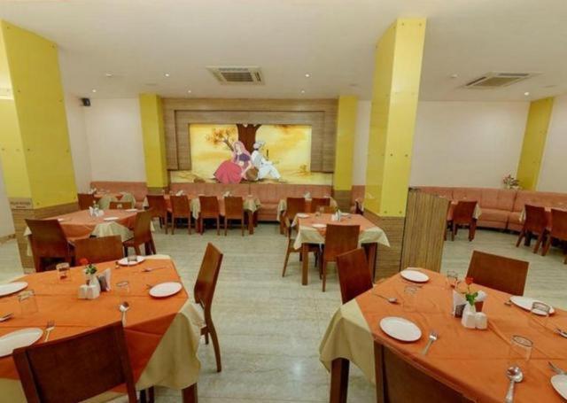 Parijatha Gateway Hotel Bangalore Exterior foto